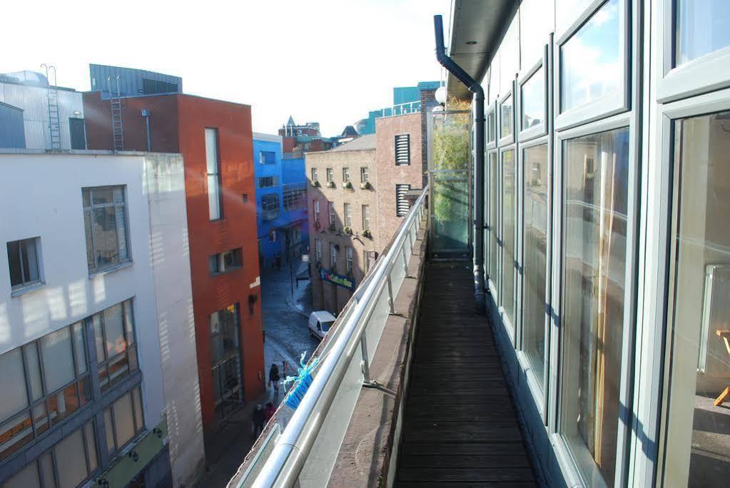 Fitzsimons Hotel Temple Bar Dublin Bagian luar foto